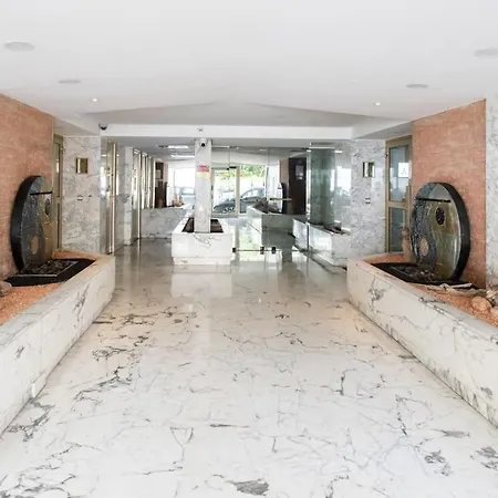 L35 Med 1min Sea Ac/parking/2bedrooms Terrace Apartment *
