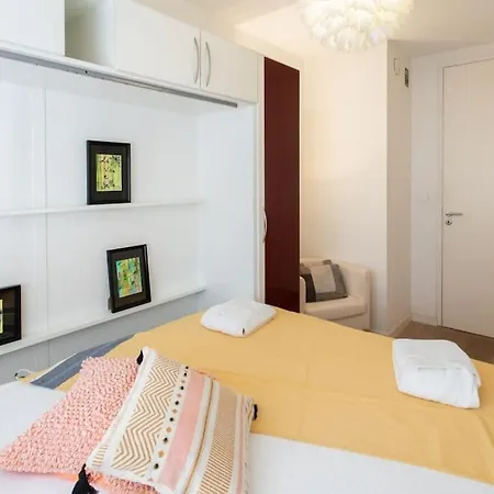 L35 Med 1min Sea Ac/parking/2bedrooms Terrace